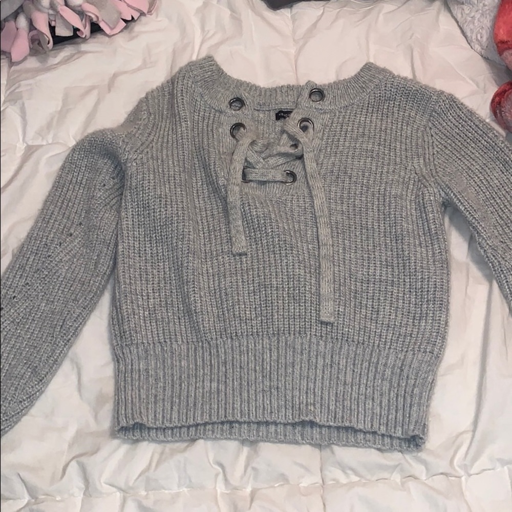 Sweater, kendall and Kylie